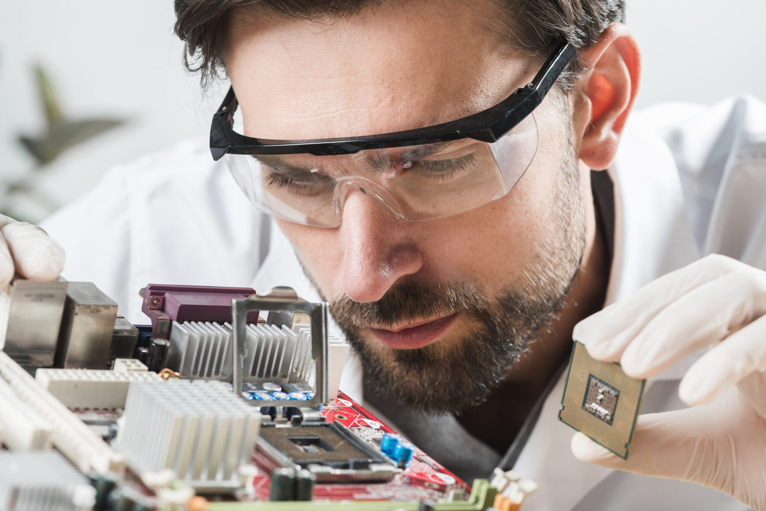 PCB Assembly & Electronic Manufacturing Portsmouth | Phase One