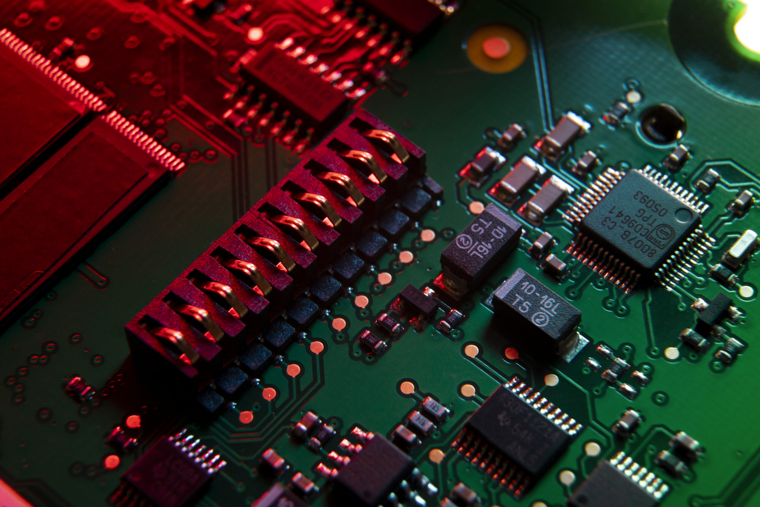 PCB Assembly & Electronic Manufacturing Portsmouth | Phase One